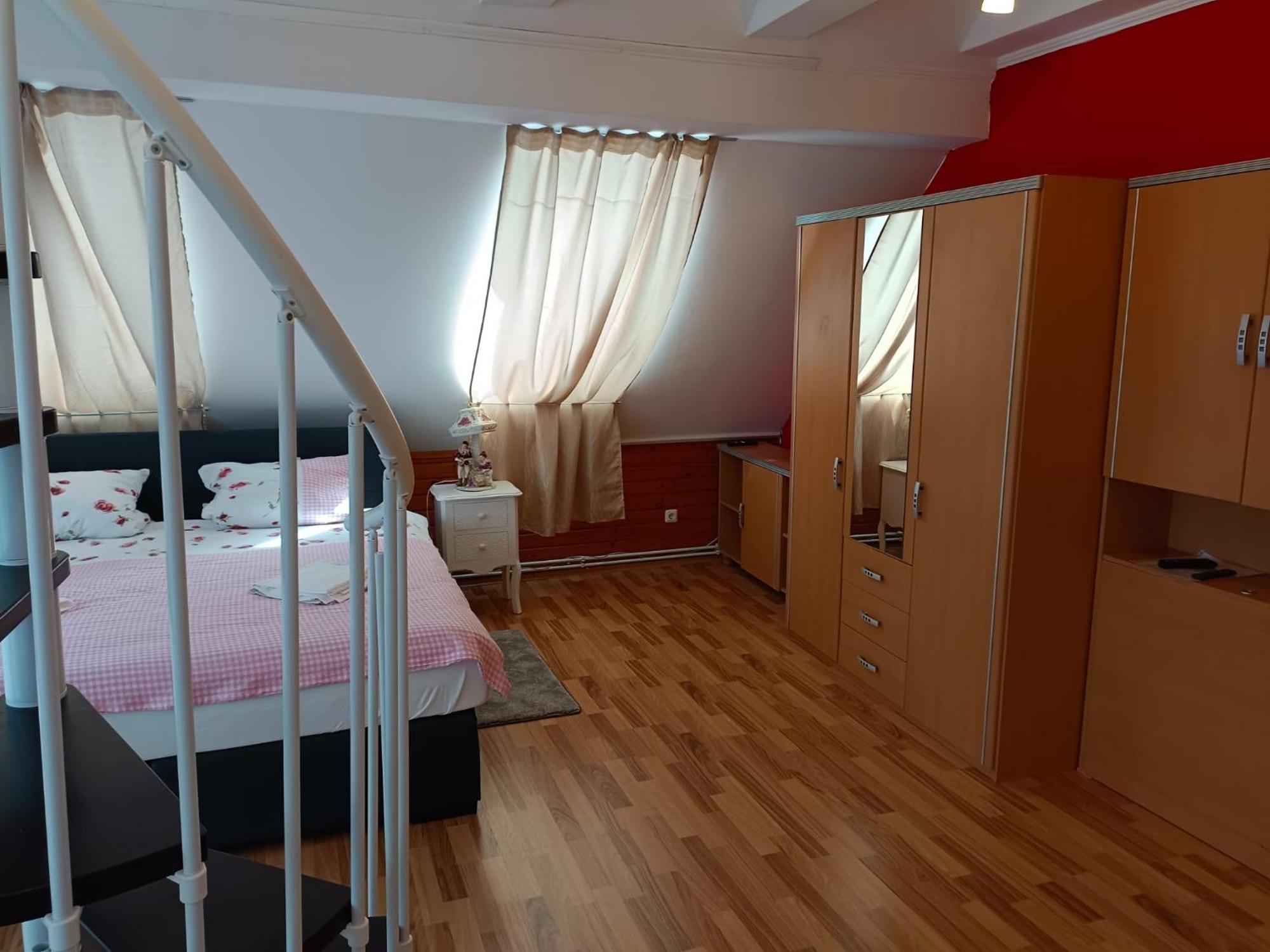 Pension Donaublick Grein 2 In Stifterstrasse 19A المظهر الخارجي الصورة